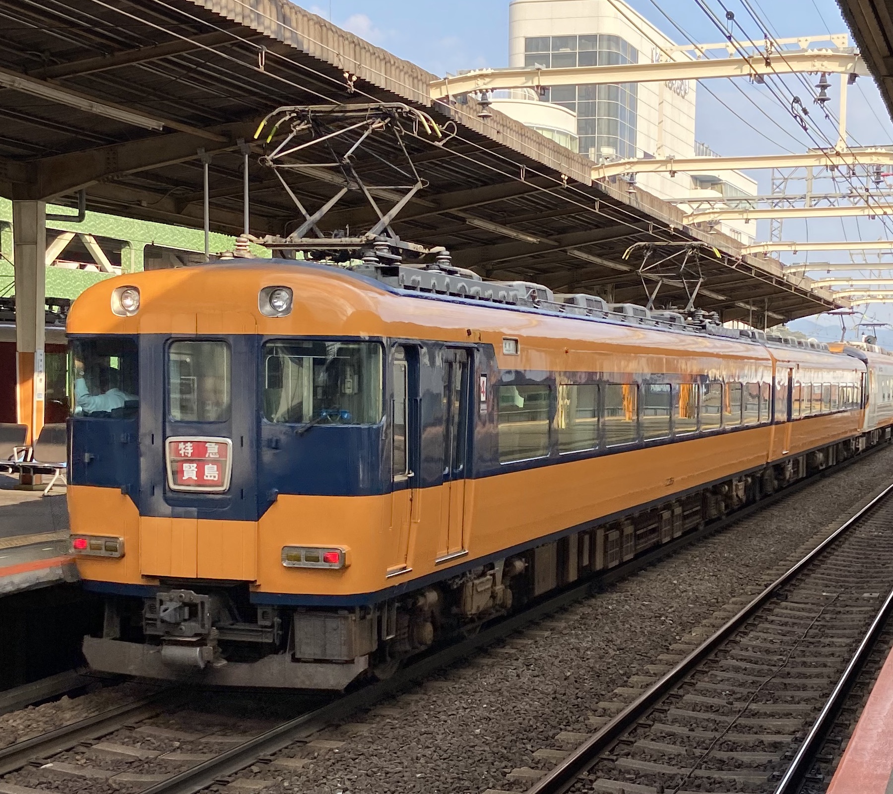 大和八木駅・近鉄、12200系