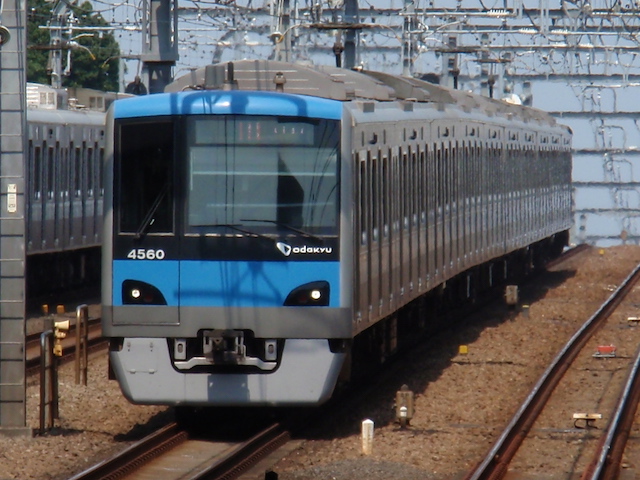 撮影場所・成城学園前駅下りホーム新宿方