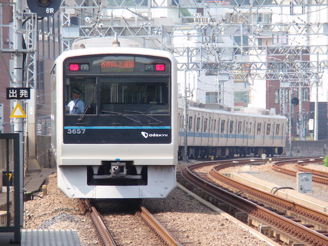 撮影場所・登戸駅下りホーム小田原方